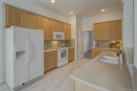 211 Fairview Ln, Davidson, NC 28036 photo 14