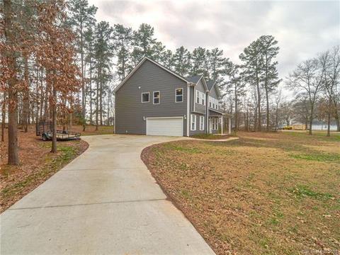 402 Spring Lake Dr, Monroe, NC 28110 photo 3