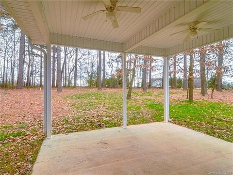 402 Spring Lake Dr, Monroe, NC 28110 photo 10