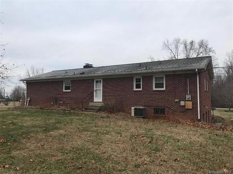 528 E Stagecoach Trl, Fallston, NC 28042 photo 7