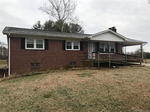528 E Stagecoach Trl, Fallston, NC 28042 photo 6