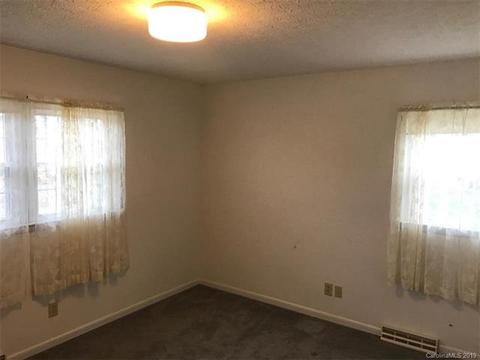 528 E Stagecoach Trl, Fallston, NC 28042 photo 15