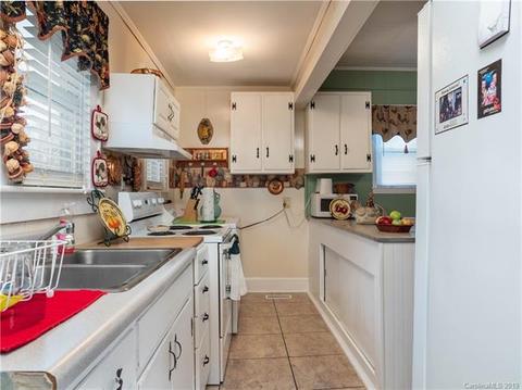 206 Front St, Cramerton, NC 28032 photo 4