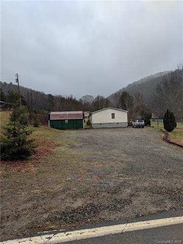 204 Beaverdam Loop Rd, Candler, NC 28715 photo 4