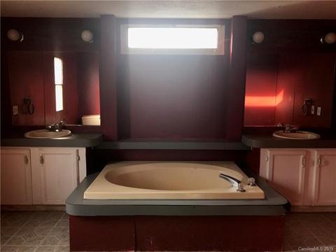 224 Academy St, Cliffside, NC 28024 photo 4