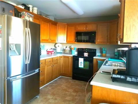 2616 Easter St, Maiden, NC 28650 photo 2