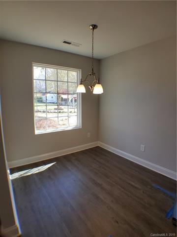 418 Coach St, Kannapolis, NC 28083 photo 8