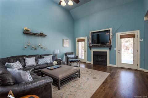 2056 Roadrunner Rd, Clover, SC 29710 photo 5