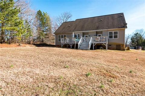2056 Roadrunner Rd, Clover, SC 29710 photo 24