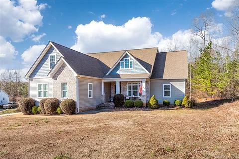 2056 Roadrunner Rd, Clover, SC 29710 photo 2