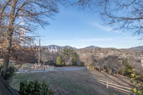 11 Mountainview Dr, Canton, NC 28716 photo 6