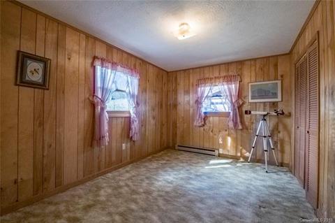 11 Mountainview Dr, Canton, NC 28716 photo 18