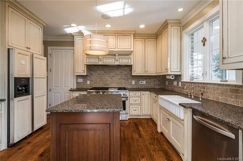 18532 Rollingdale Ln, Davidson, NC 28036 photo 8