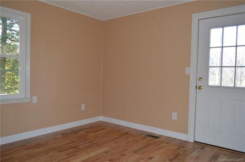 49 Markley Dr, Flat Rock, NC 28731 photo 8