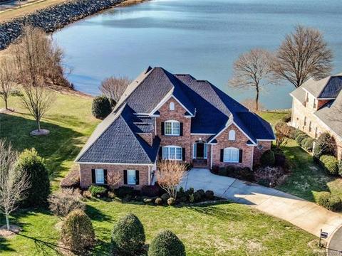 16203 Sasanoa Dr, Cornelius, NC 28031 photo 1