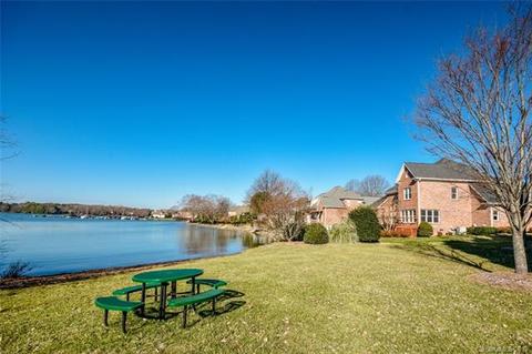 16203 Sasanoa Dr, Cornelius, NC 28031 photo 14