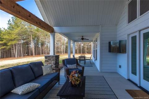 283 Currence Rd, Clover, SC 29710 photo 9