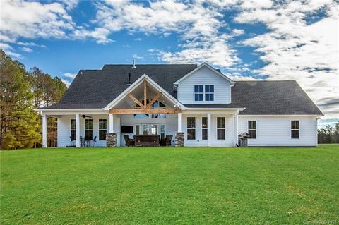 283 Currence Rd, Clover, SC 29710 photo 3