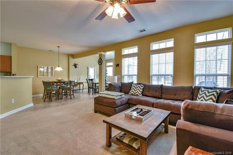 7944 Mariners Pointe Cir, Denver, NC 28037 photo 11