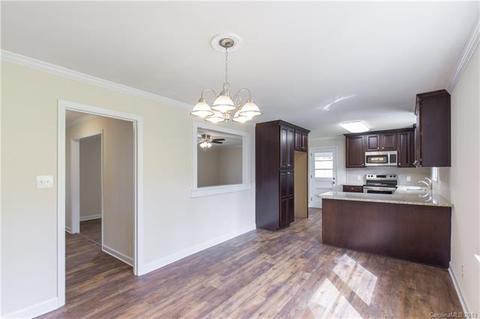505 Warwick Pl, Lancaster, SC 29720 photo 10