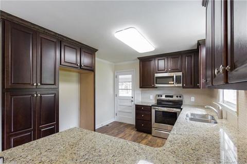 505 Warwick Pl, Lancaster, SC 29720 photo 12
