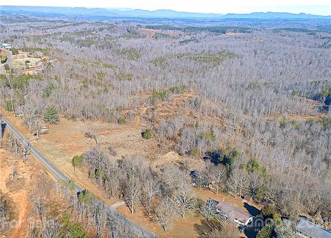 2463 Pea Ridge Rd, Mill Spring, NC 28756 photo 3