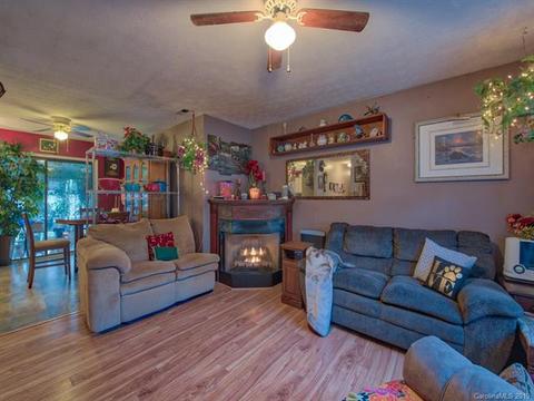 78 Walker St, Clyde, NC 28721 photo 7