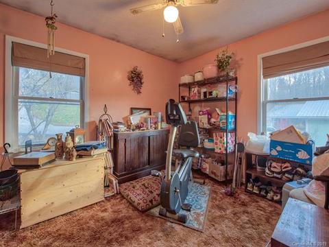 78 Walker St, Clyde, NC 28721 photo 20