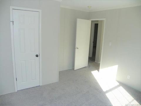 2001 Silver Creek Rd, Mill Spring, NC 28756 photo 23