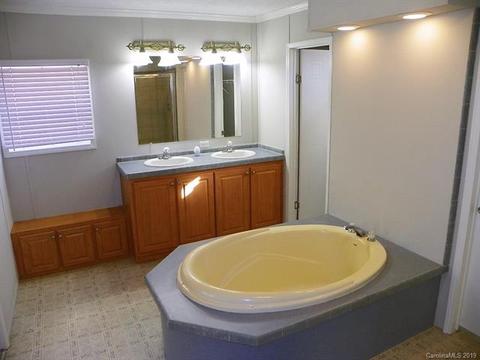 2001 Silver Creek Rd, Mill Spring, NC 28756 photo 21