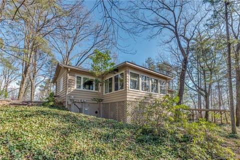 811 Carolina Dr, Tryon, NC 28782 photo 2