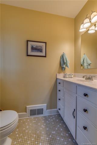 811 Carolina Dr, Tryon, NC 28782 photo 18