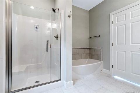 7798 Pinecone Ln, Hickory, NC 28602 photo 19