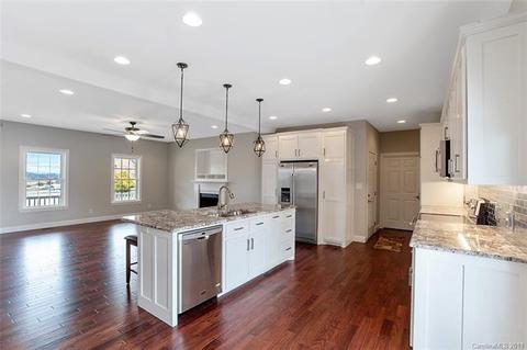 7798 Pinecone Ln, Hickory, NC 28602 photo 10