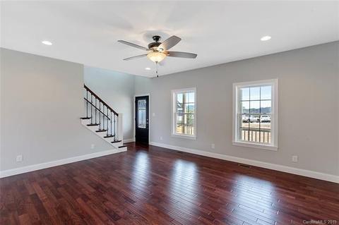 7798 Pinecone Ln, Hickory, NC 28602 photo 6
