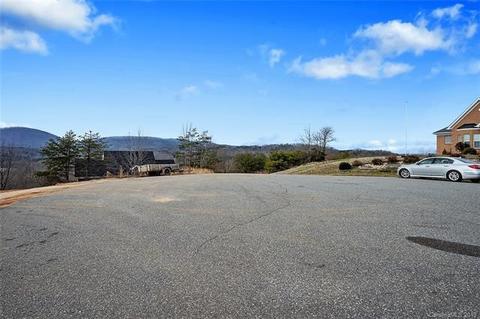 7798 Pinecone Ln, Hickory, NC 28602 photo 3