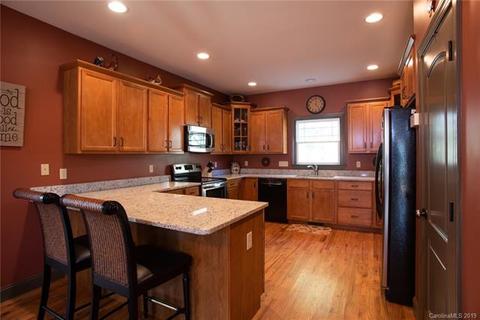 37 Noble Rd, Fairview, NC 28730 photo 11