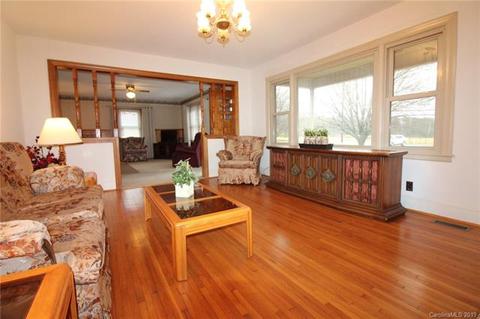 604 Mauney Rd, Stanley, NC 28164 photo 5
