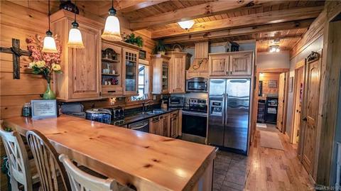101 Garnet Rdg, Marshall, NC 28753 photo 12