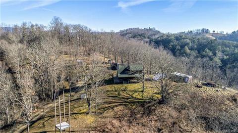 101 Garnet Rdg, Marshall, NC 28753 photo 4