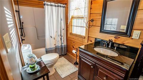 101 Garnet Rdg, Marshall, NC 28753 photo 17