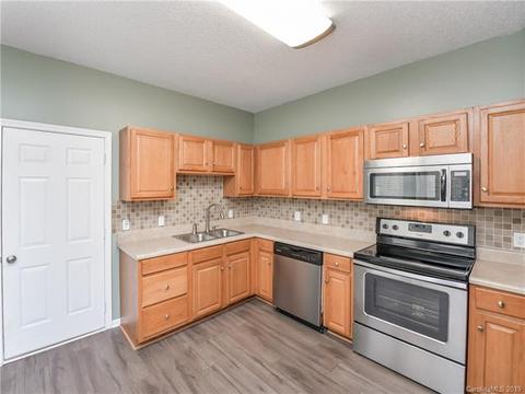2002 Barkley Cir, Monroe, NC 28112 photo 10