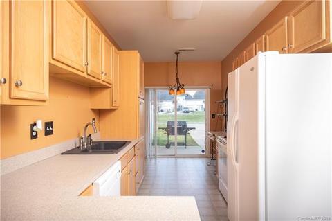 2034 Oakstone Dr, Monroe, NC 28110 photo 6
