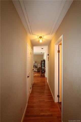 1001 Tangle Dr, Hickory, NC 28602 photo 17
