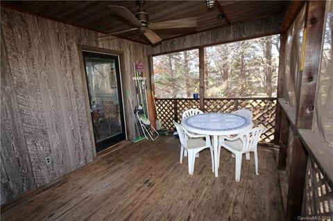 1001 Tangle Dr, Hickory, NC 28602 photo 9