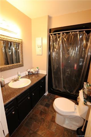1001 Tangle Dr, Hickory, NC 28602 photo 15