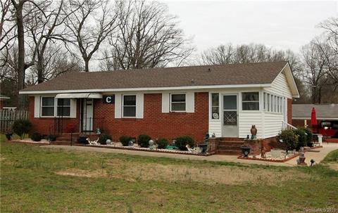 2501 Carroll St, Monroe, NC 28110 photo 2
