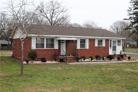 2501 Carroll St, Monroe, NC 28110 photo 1