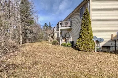 202 Overlook Dr, Spruce Pine, NC 28777 photo 17