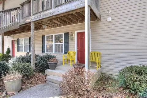 202 Overlook Dr, Spruce Pine, NC 28777 photo 4